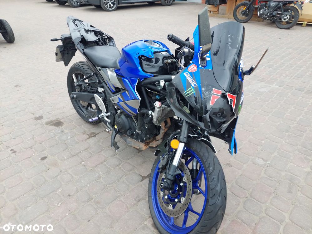 Yamaha R3 - 8