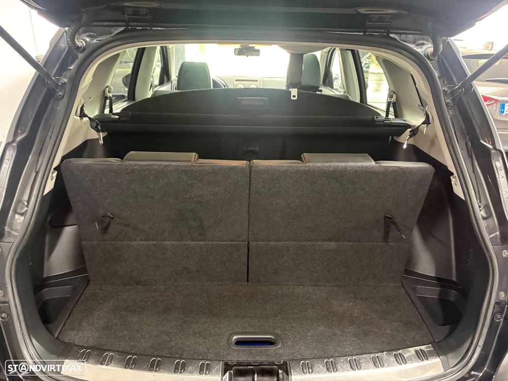 Nissan Qashqai +2 1.6 dCi Tekna Premium 18 360 - 19