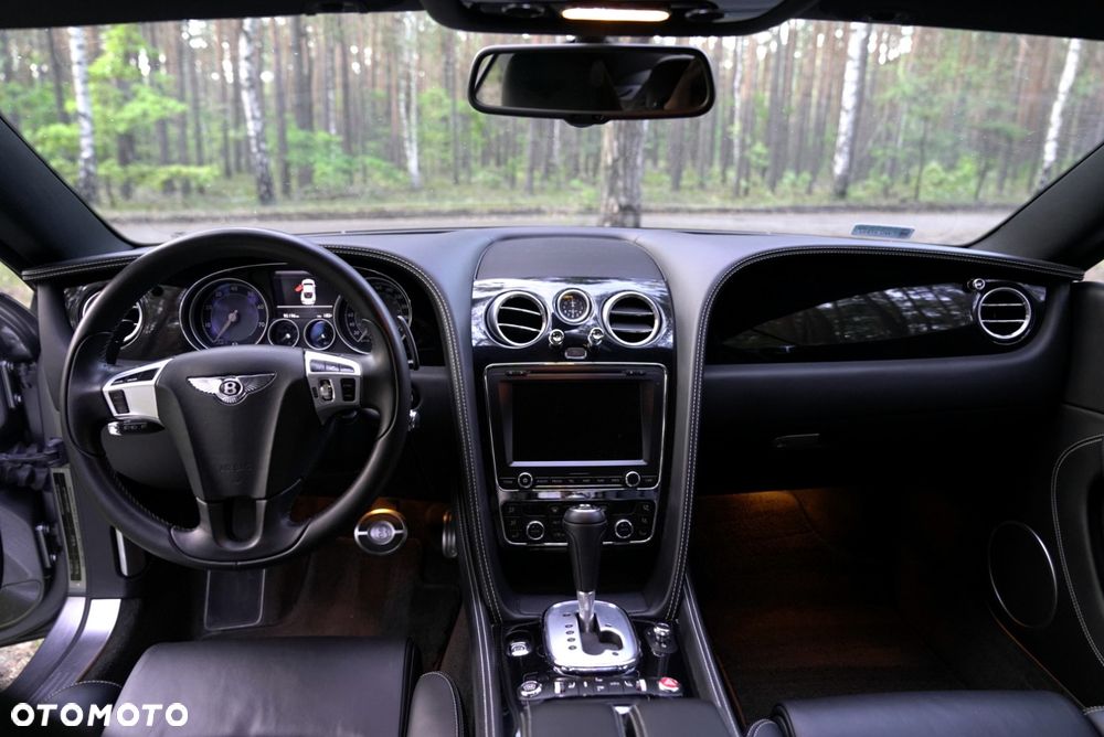 Bentley Continental GT - 17