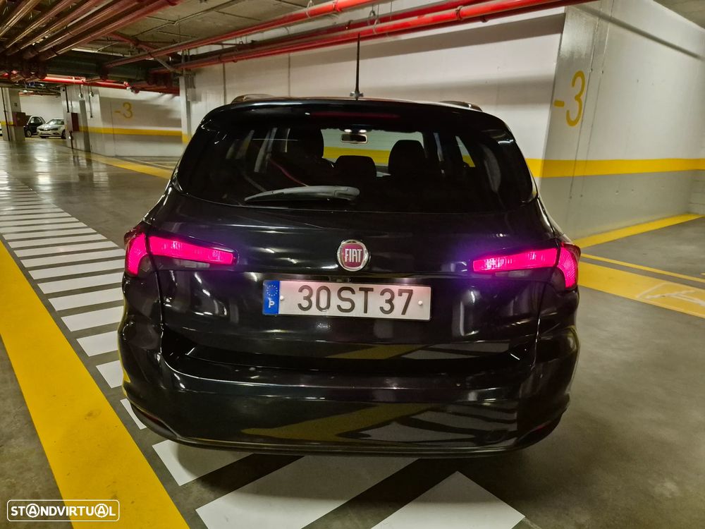 Fiat Tipo Station Wagon 1.3 M-Jet Lounge - 16