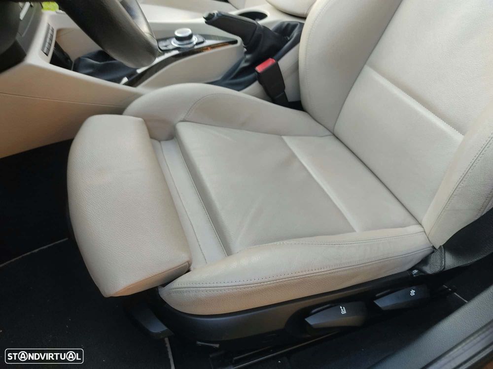 BMW X1 18 d sDrive - 6