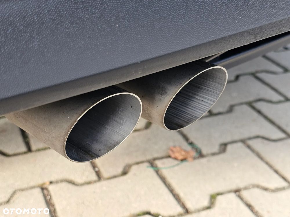 Volkswagen Tiguan - 10