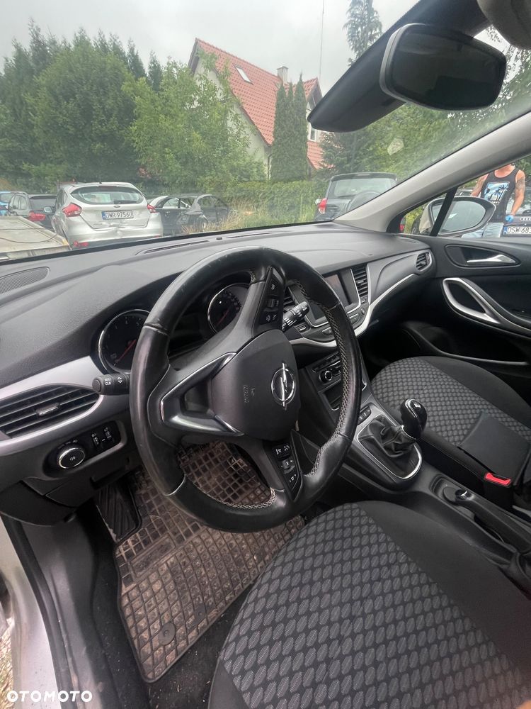 Opel Astra 1.2 T Business Elegance S&S - 6