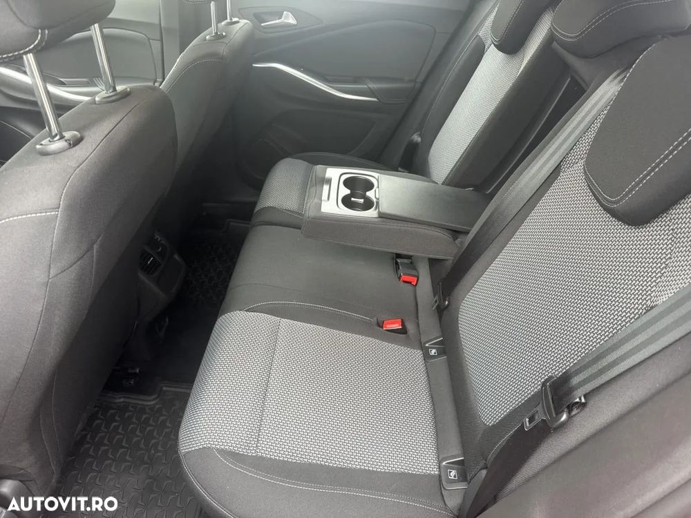 Opel Grandland 1.2 Turbo START/STOP Business Edition - 13