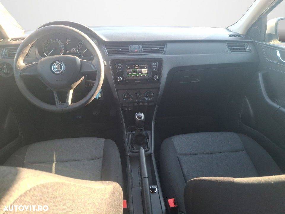 Skoda RAPID - 14