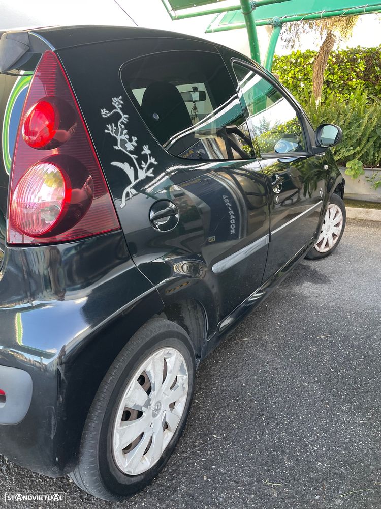 Peugeot 107 1.0 SE Envy - 1