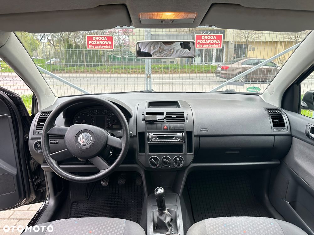 Volkswagen Polo 1.4 16V Basis - 5