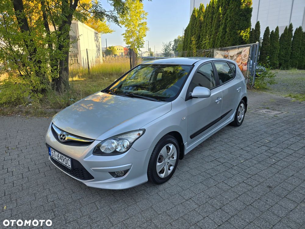 Hyundai I30 2011 photo 2