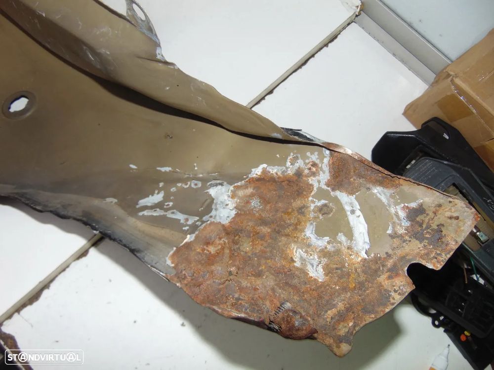 Ford Puma guarda lamas - 6