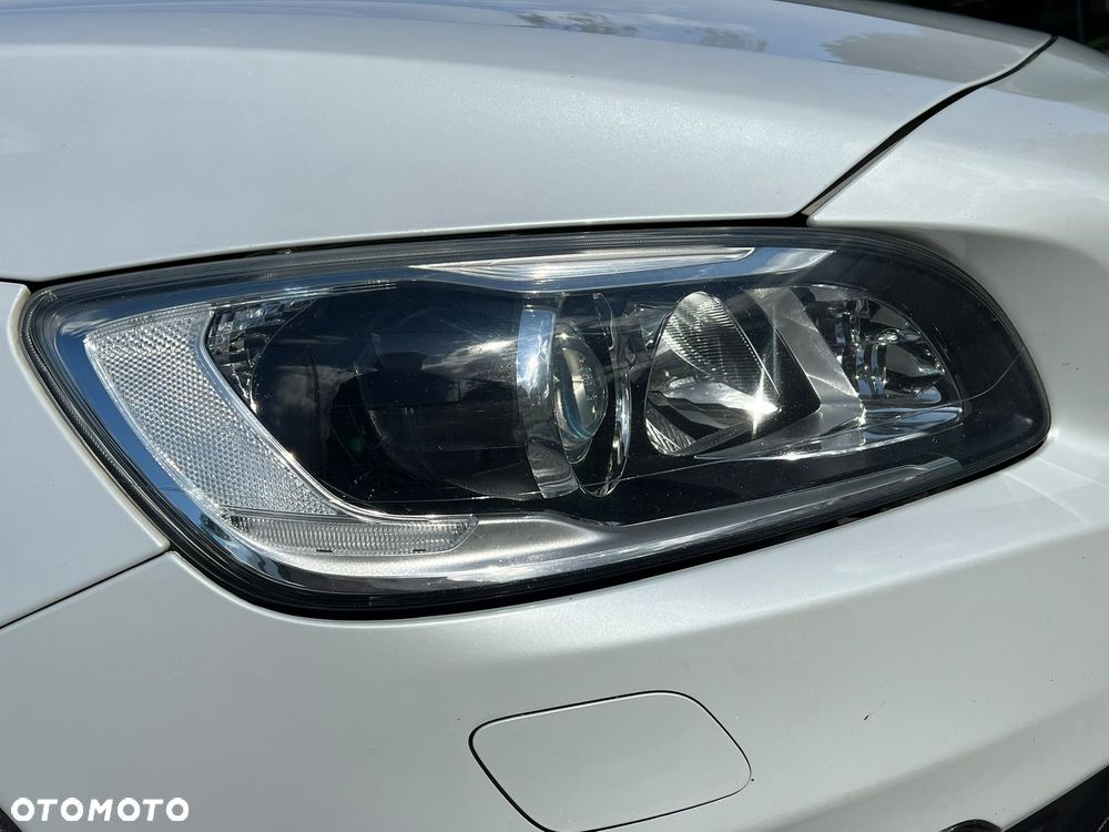 Volvo V60 D3 Geartronic Summum - 21