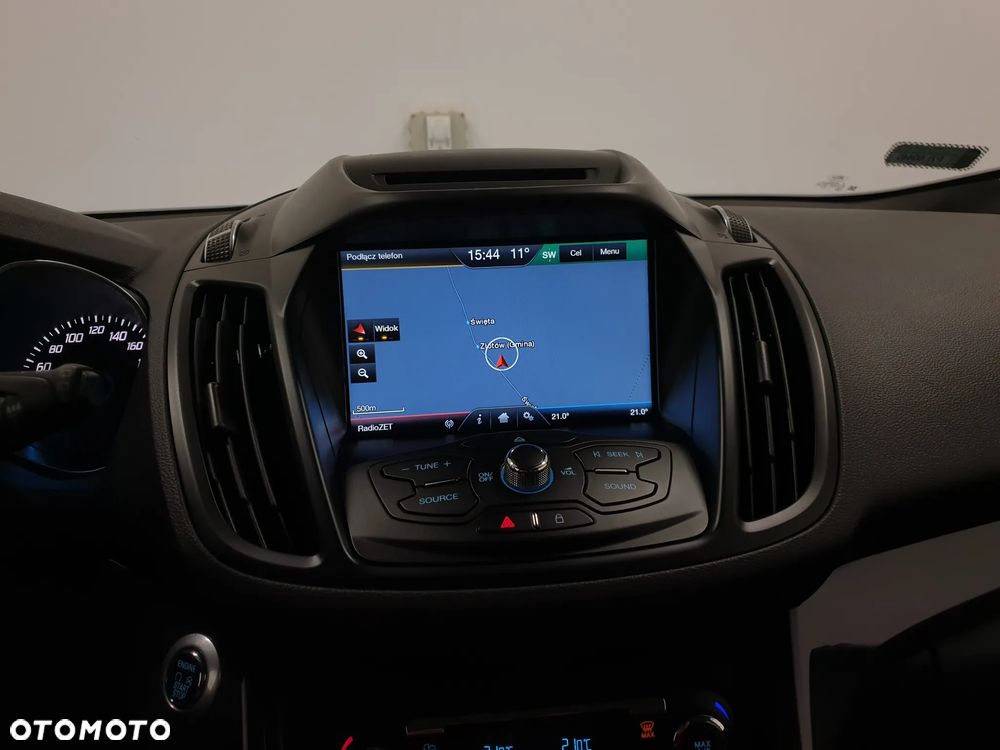 Ford Kuga - 37