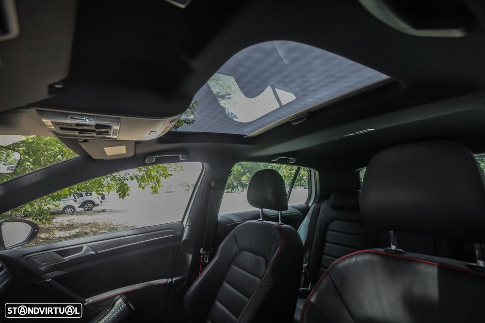 VW Golf 2.0 TSI GTi TCR DSG - 20