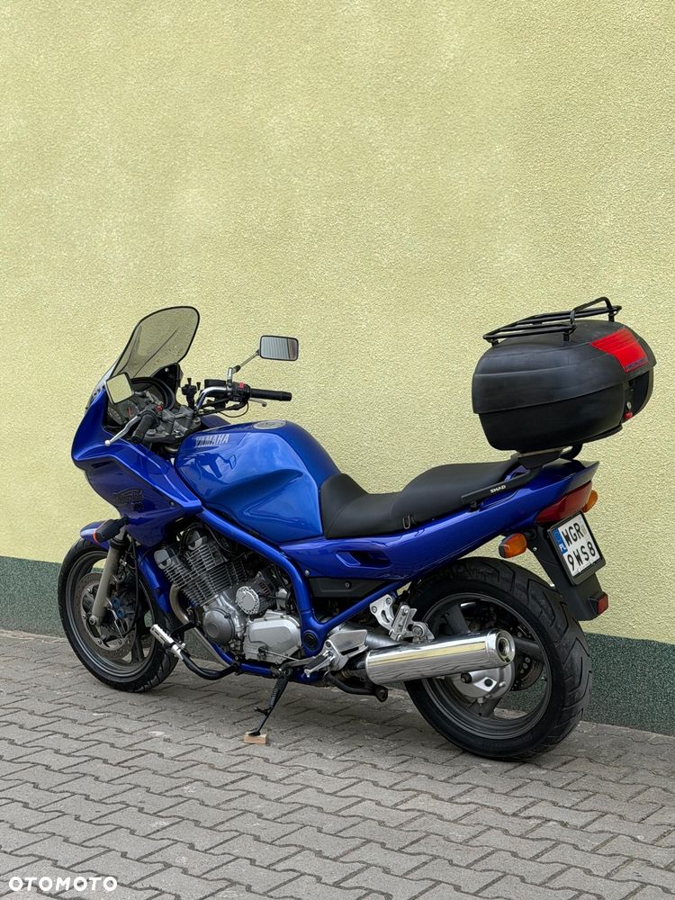Yamaha XJ - 18