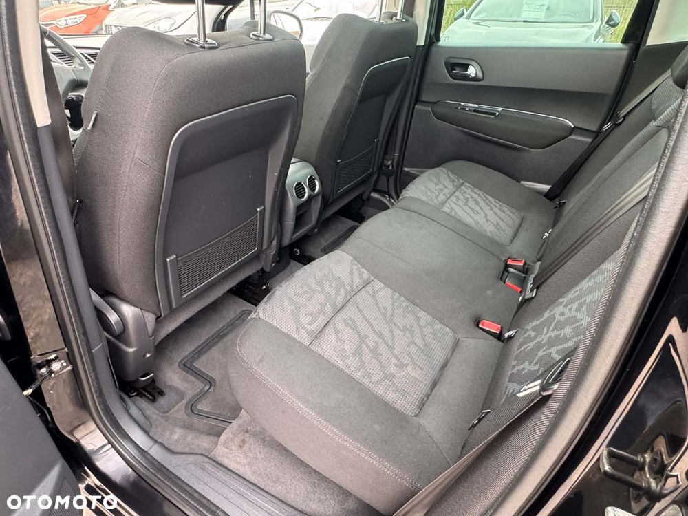 Peugeot 3008 - 26