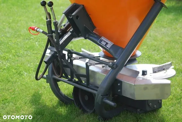 Rozsiewacz nawozów lejowy dwutalerzowy 500 L Hydraulika Langren Transport Raty - 8