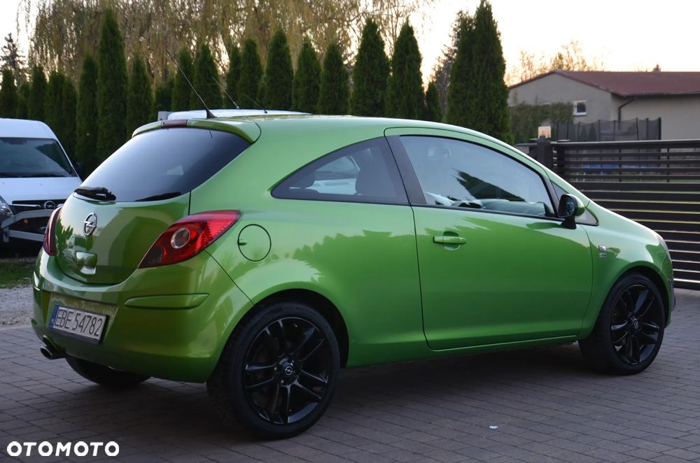 Opel Corsa 1.4 16V 150 Jahre - 6