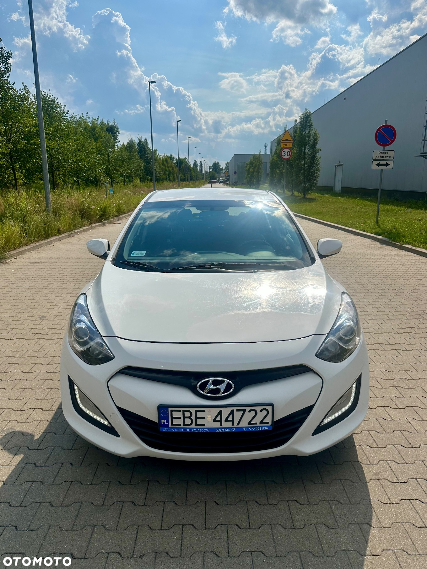 Hyundai i30 1.4 Base - 12