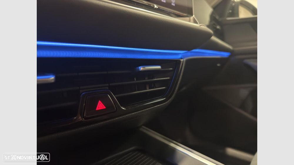 VW Passat Variant 2.0 TDI Business DSG - 21