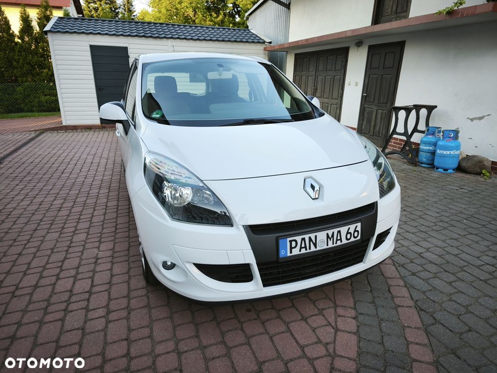 Renault Scenic 1.6 16V 110 TomTom Edition - 5