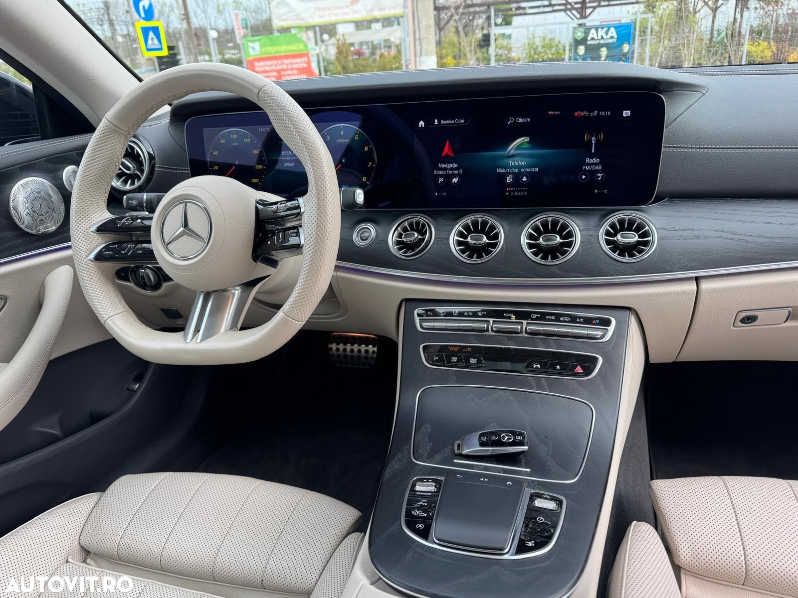 Mercedes-Benz E - 10