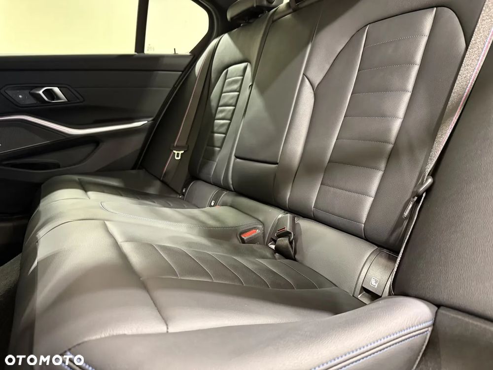 BMW Seria 3 M340i xDrive mHEV sport - 20