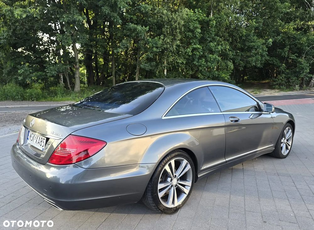 Mercedes-Benz CL 500 4-Matic BlueEff - 8
