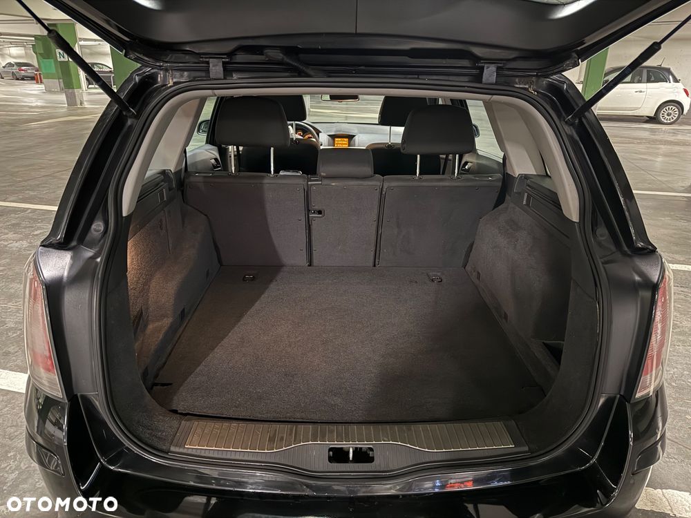 Opel Astra 1.7 CDTI DPF Cosmo - 9