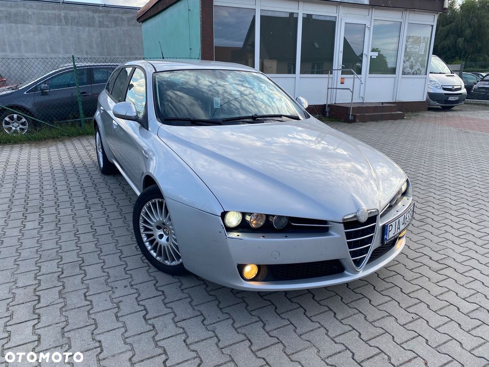 Alfa Romeo 159 - 2