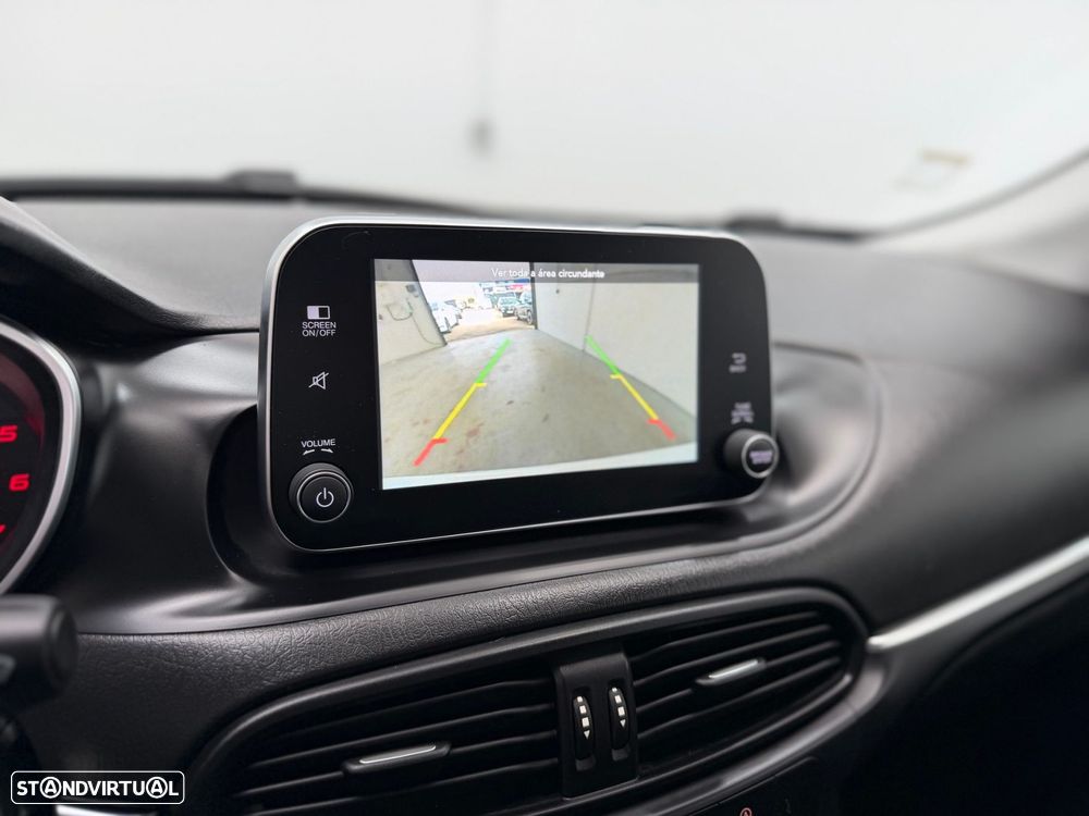 Fiat Tipo Station Wagon 1.3 M-Jet Lounge - 8