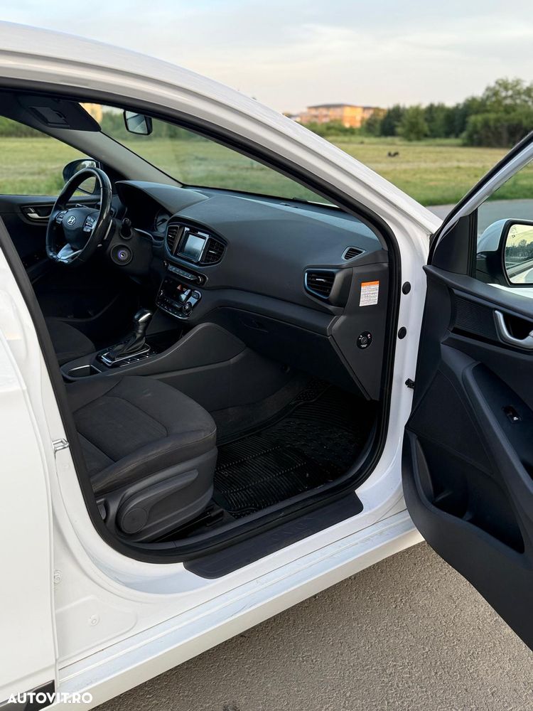 Hyundai IONIQ 1.6 GDI Style - 9