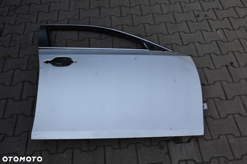 BMW E60 E61 DRZWI PRAWE PRZÓD - 1