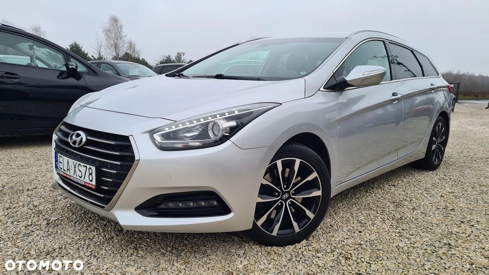 Hyundai i40 Kombi 1.7 CRDi DCT Premium - 24