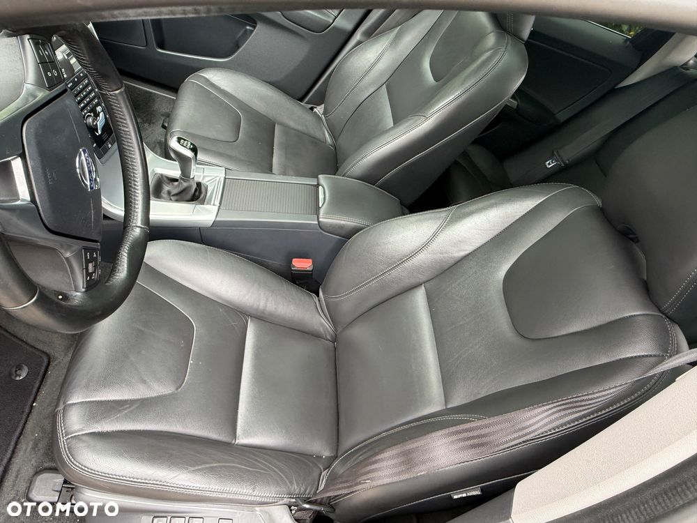 Volvo XC 60 D3 Drive-E Summum - 24