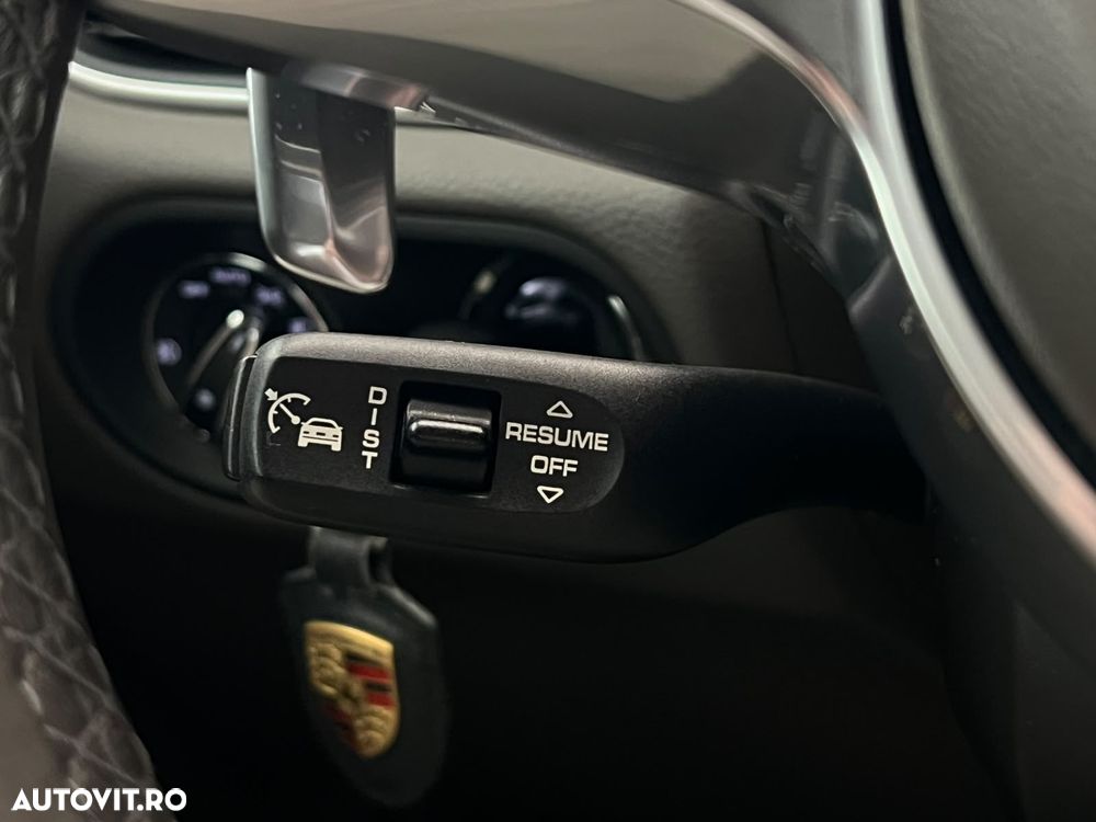 Porsche Macan PDK - 26