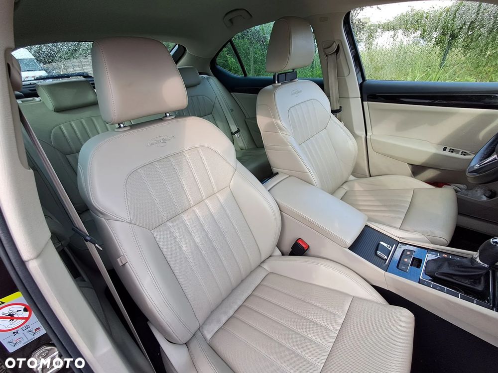 Skoda Superb 2.0 TDI 4x4 L&K DSG - 16