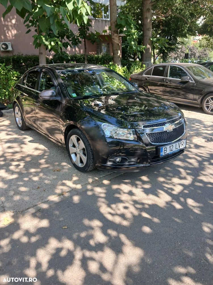 Chevrolet Cruze 1.8 Ecotec LT - 2