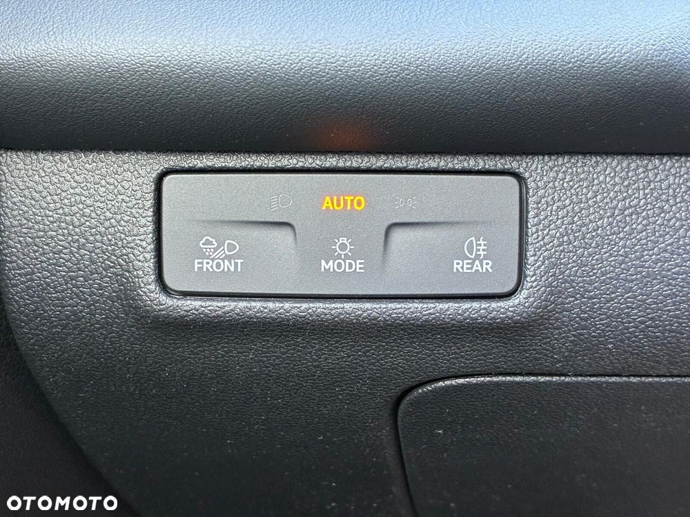 Volkswagen T-Roc - 19