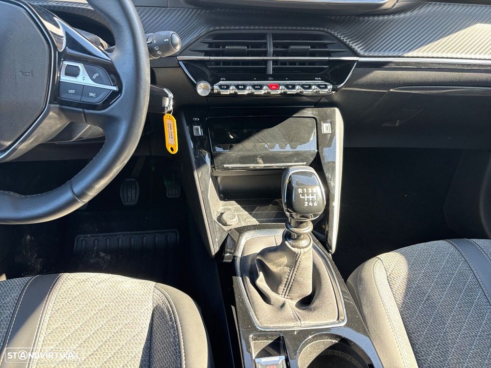 Peugeot 208 1.2 PureTech Allure - 11