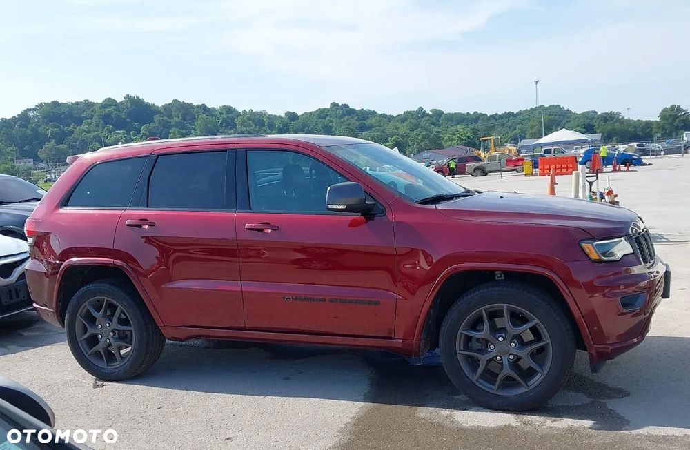 Jeep Grand Cherokee - 7