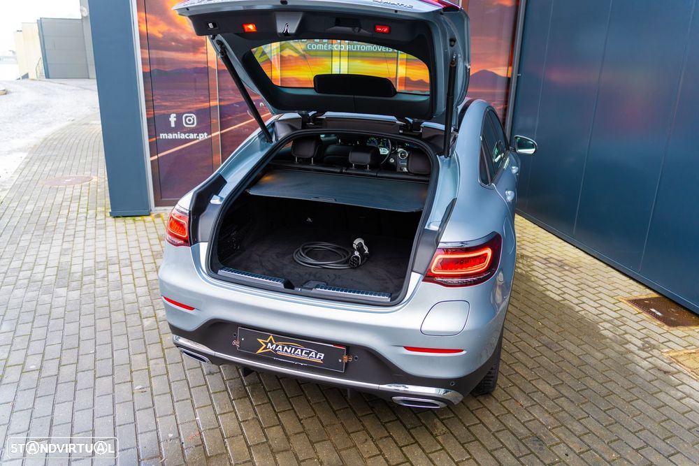 Mercedes-Benz GLC 300 e Coupe 4Matic 9G-TRONIC AMG Line - 30