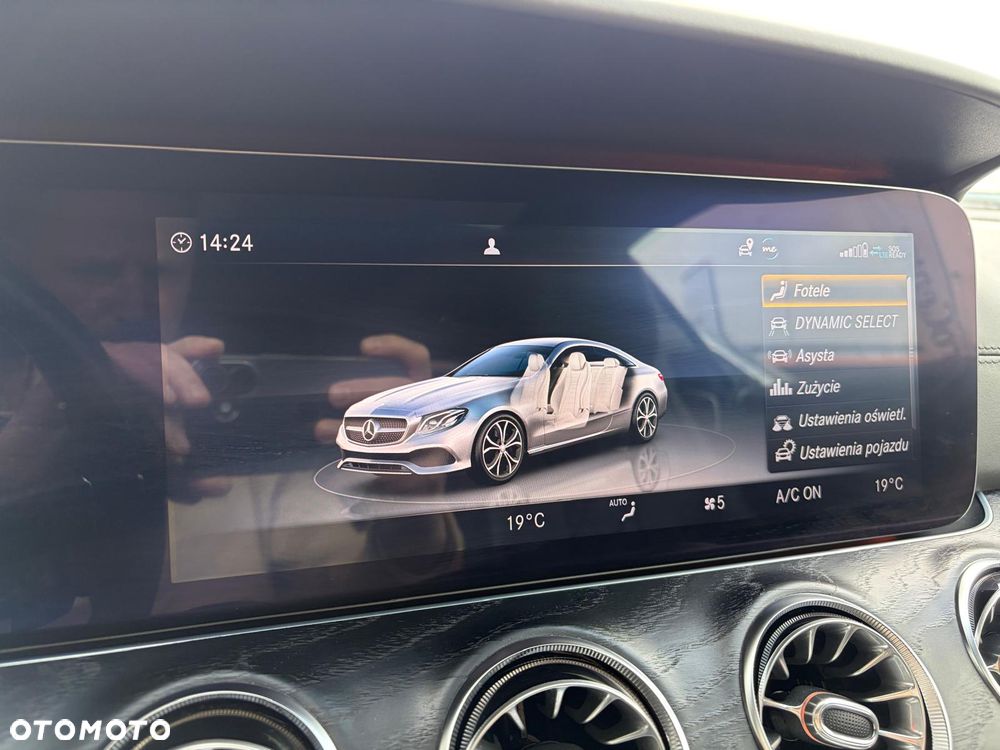 Mercedes-Benz Klasa E 220 d 4-Matic AMG - 24