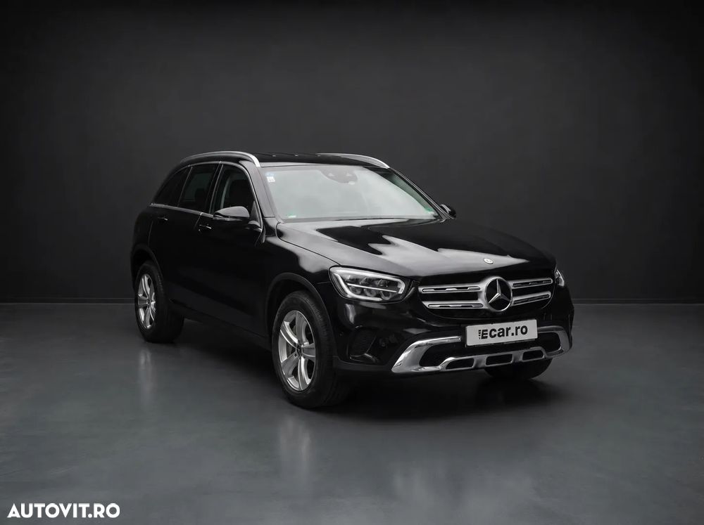 Mercedes-Benz GLC 300 e 4MATIC - 2