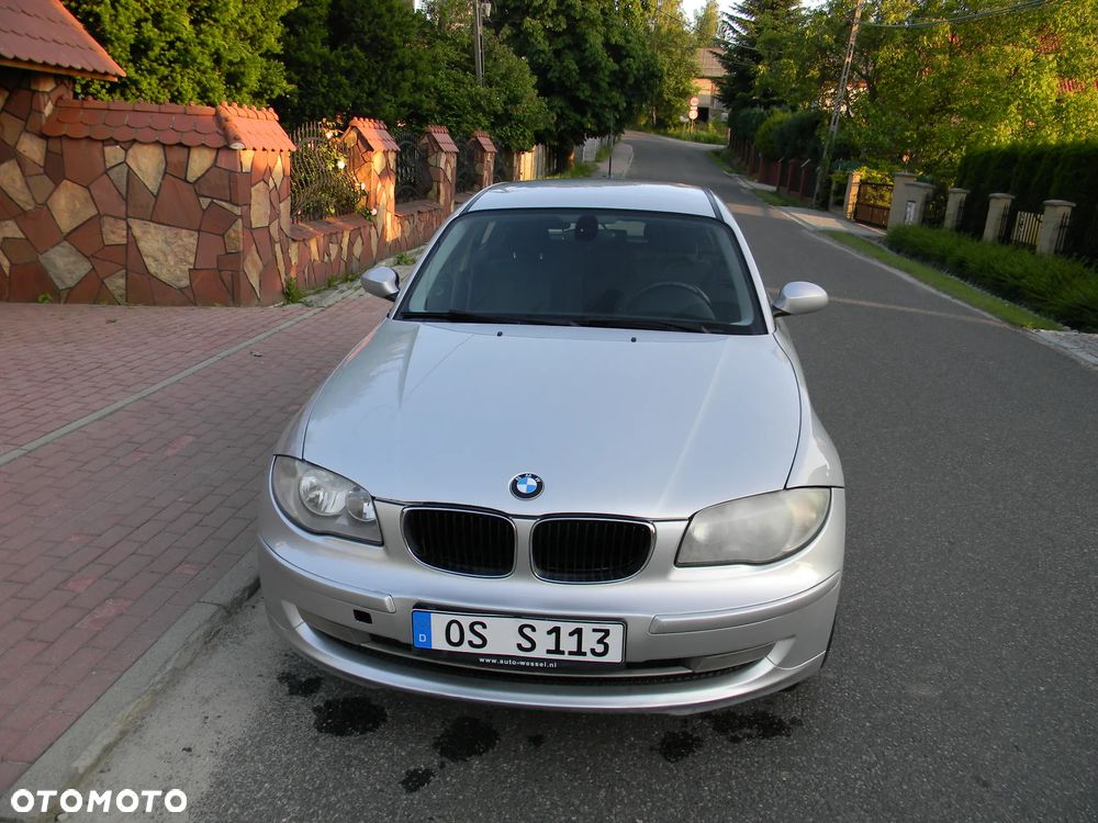 BMW Seria 1 116i - 26