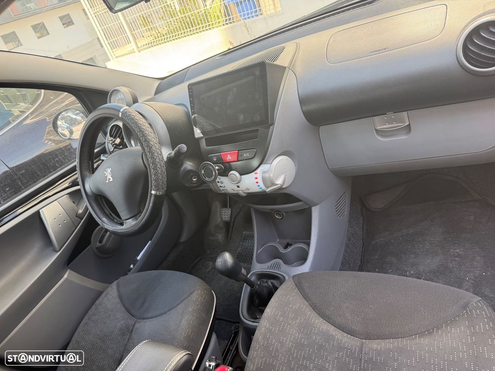 Peugeot 107 1.0 Black&Silver E5 - 14