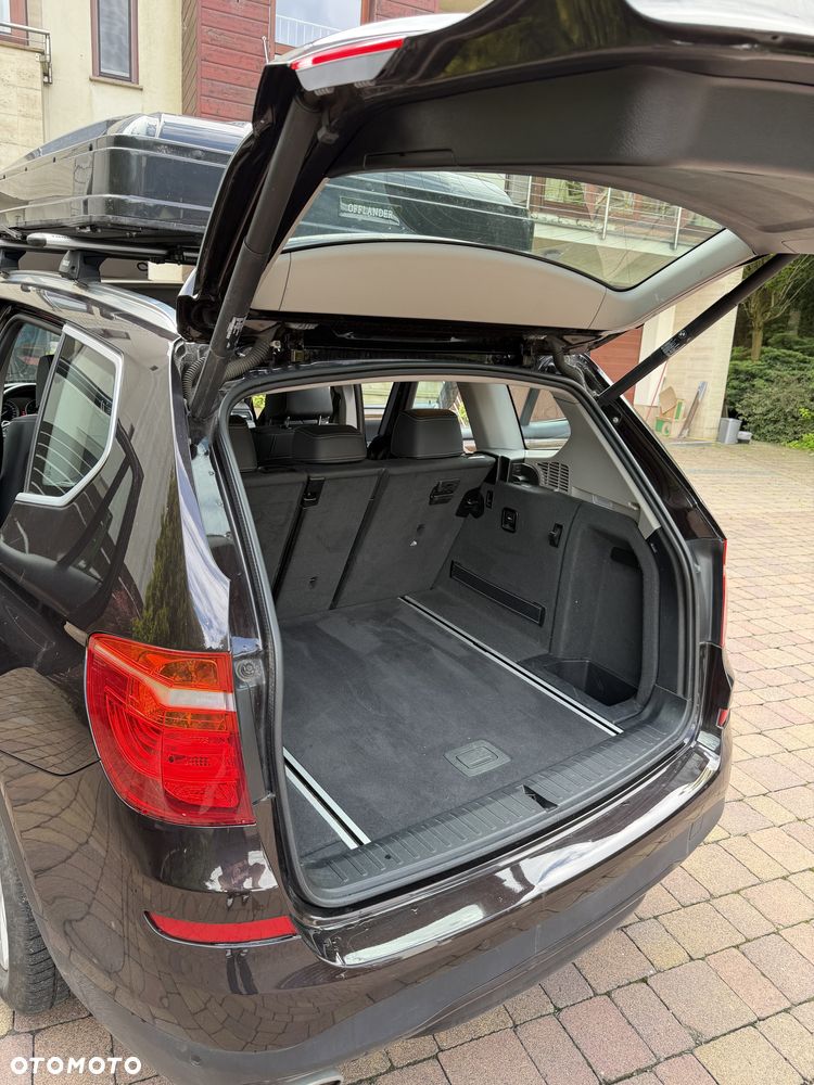 BMW X3 xDrive20d Advantage - 16