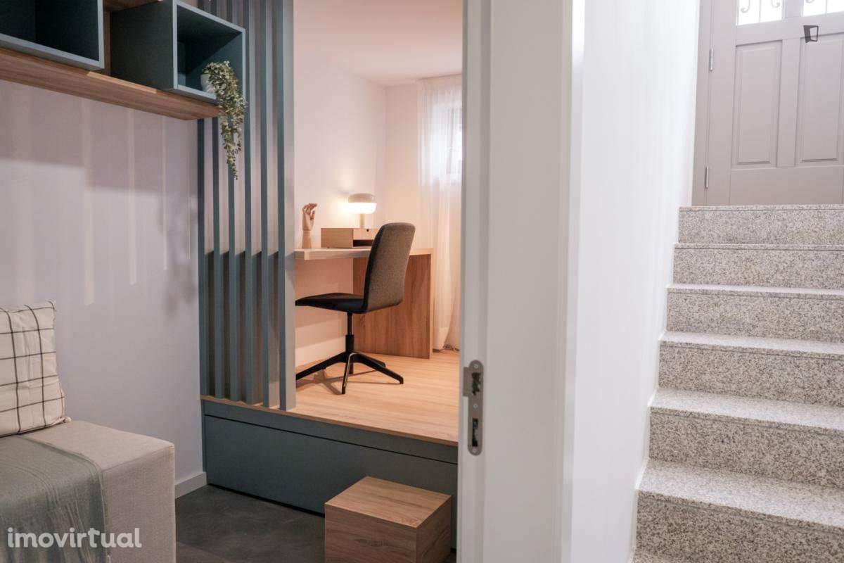 Quarto - localizado em Paranhos Porto - Grande imagem: 5/30