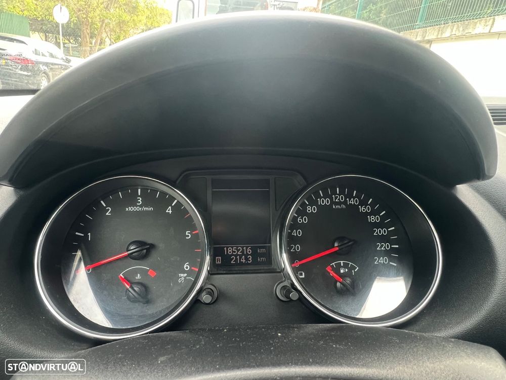 Nissan Qashqai 1.5 dCi Tekna Sport 17 129g - 4