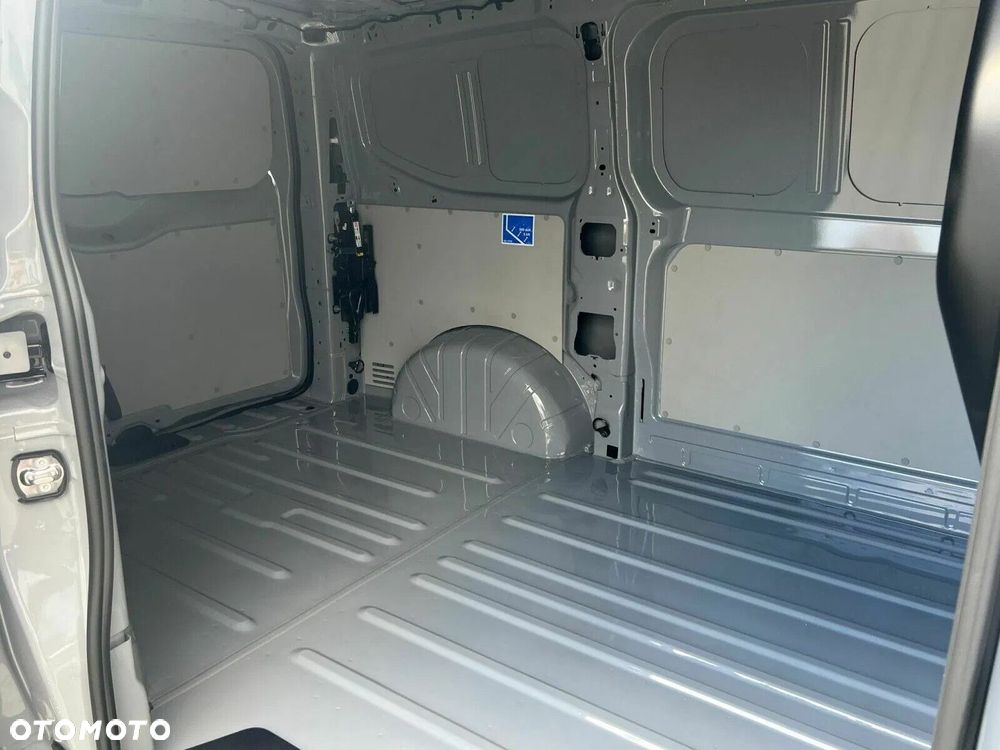 Volkswagen Transporter Furgon 2.0 TDI 150 KM automat - 6