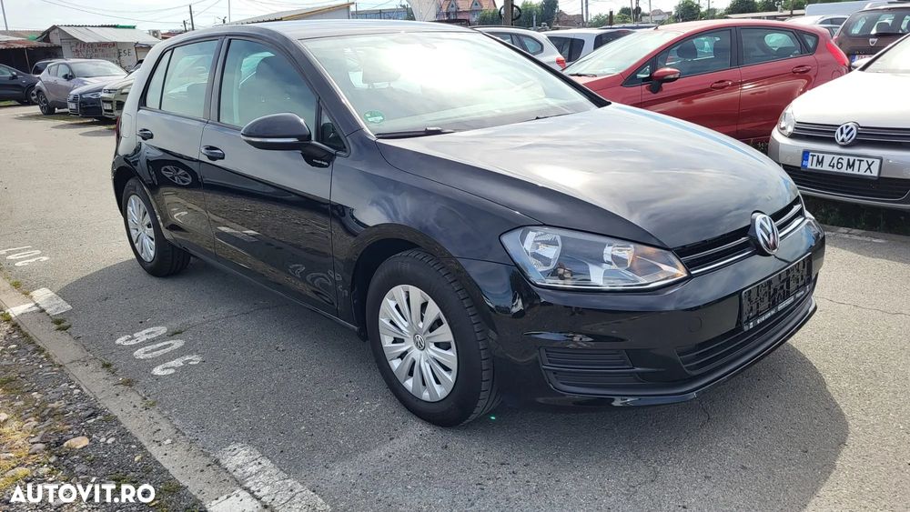 Volkswagen Golf - 3