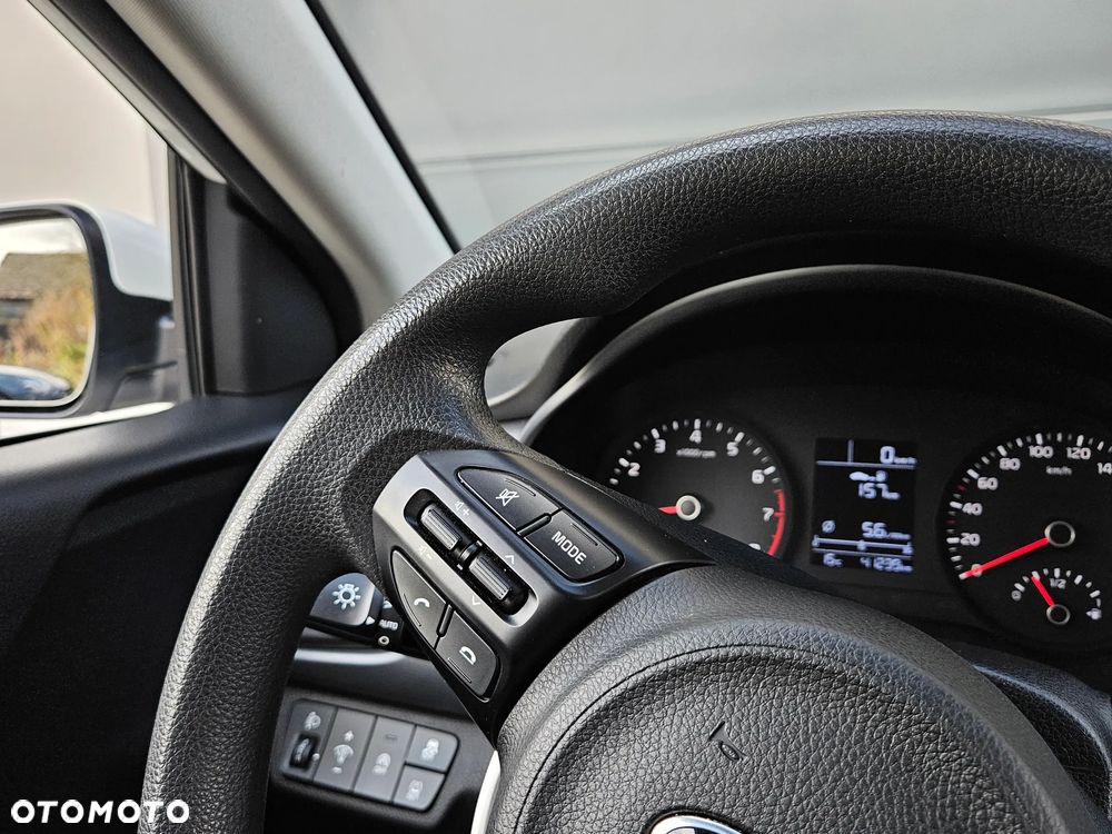 Kia Rio 1.2 M - 24
